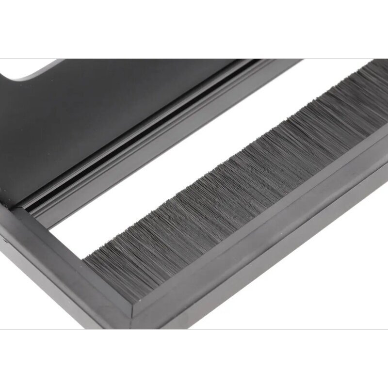 Įvadas laidams metalinis su šepetėliu MERIDA 80x100 mm, juodas 1