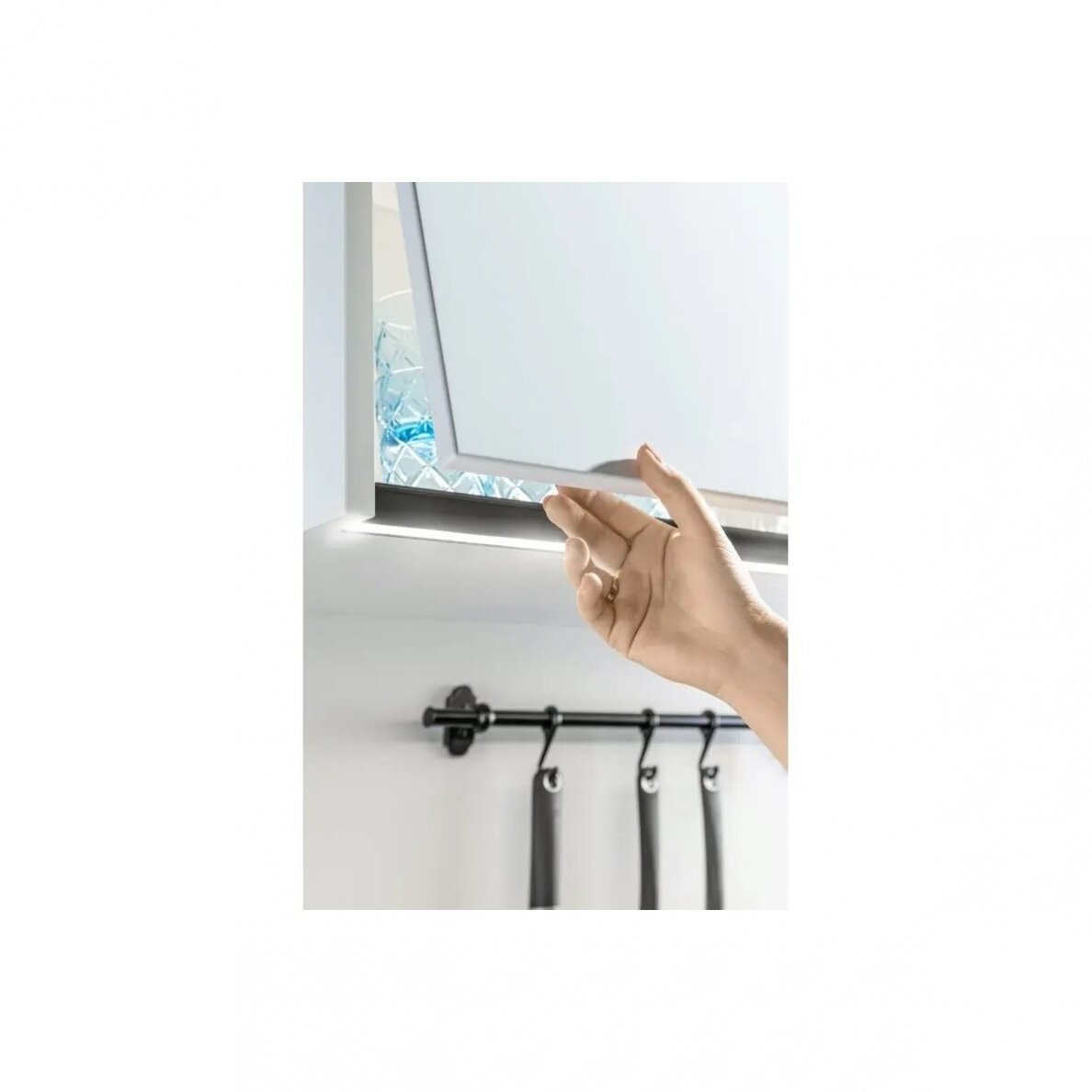 LED GLAX profilis lentynai 18mm, L-3m, juodas 3