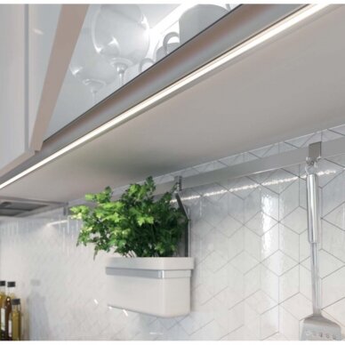 LED GLAX profilis lentynai 18mm, L-3m 3 LED GLAX profilis lentynai 18mm, L-3m 3