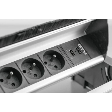 Rozetė 3-jų lizdų su šepetėliu, 3× SCHUKO, 2× USB-A 2,1 A, kabelis 1,5 m, aliuminis.